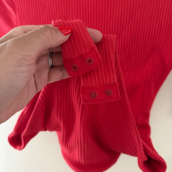 Princess Polly Red Belly Cutout Short Sleeve Bodysuit US 8 - Picture 6 of 7